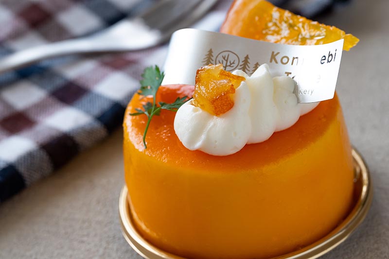 【夏ケーキ】5.桃とベリーのロールケーキ