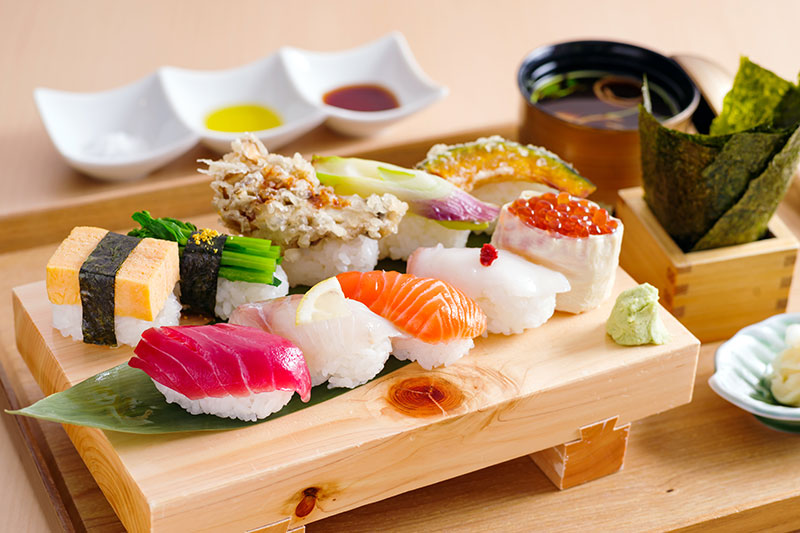 旬の海鮮と新鮮野菜の菜す乃“彩”創作寿司